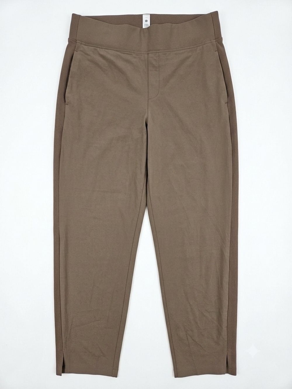 Kirkland Signature Brown Women's Stretch Tapered Pants, NWOT, Size Medium